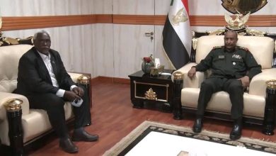 رئيس المجلس السيادي يلتقي والي نهر النيل ويثني علي مجهودات حكومة ولاية نهر النيل تجاه الامن والخدمات 2 المسار نيوز رئيس المجلس السيادي يلتقي والي نهر النيل ويثني علي مجهودات حكومة ولاية نهر النيل تجاه الامن والخدمات