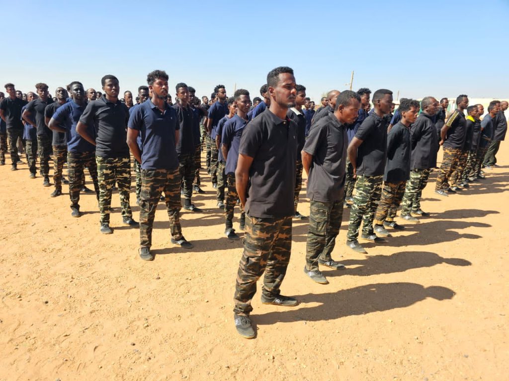 والي نهر النيل يخاطب كتيبة متحرك المتوكل بالله ويباهي ببطولات جهاز المخابرات العامة 1 المسار نيوز والي نهر النيل يخاطب كتيبة متحرك المتوكل بالله ويباهي ببطولات جهاز المخابرات العامة