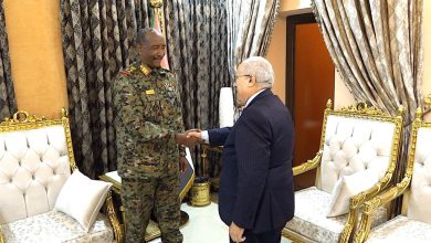 البرهان يطلع العمامرة على انتهاكات وفظائع مليشيا الدعم السريع ضد الدولة و المدنينن 6 المسار نيوز البرهان يطلع العمامرة على انتهاكات وفظائع مليشيا الدعم السريع ضد الدولة و المدنينن
