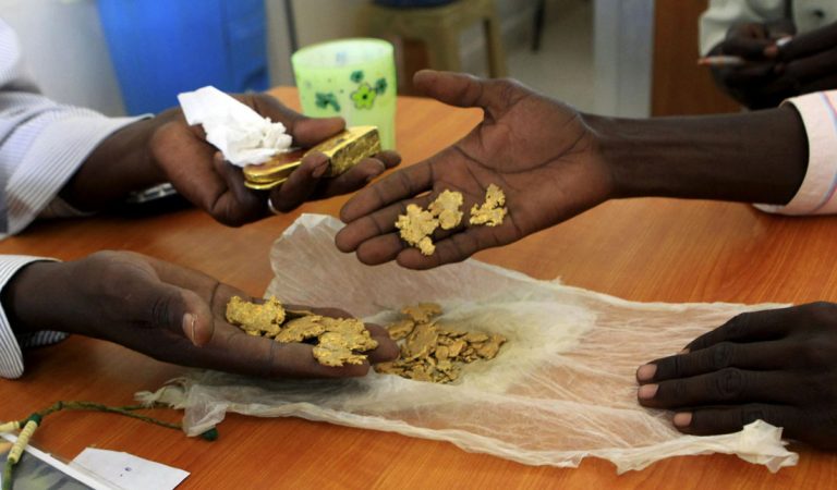 توقف جميع شركات صادر الذهب في السودان عن العمل 1 المسار نيوز توقف جميع شركات صادر الذهب في السودان عن العمل