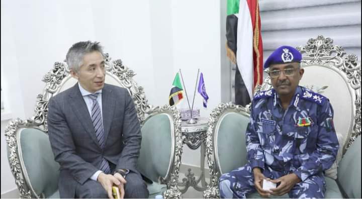 المدير العام لقوات الشرطة يلتقي القائم بالاعمال الياباني 1 المسار نيوز المدير العام لقوات الشرطة يلتقي القائم بالاعمال الياباني