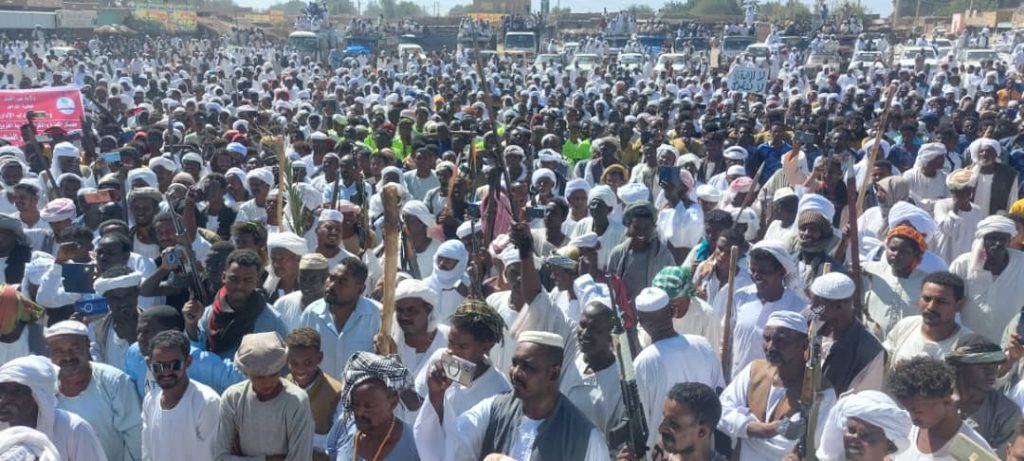والي نهر النيل : لاتفاوض مع من قتل واستباح وقائد سلاح المدفعية يعلن عن التسليح تحت امرة القوات المسلحة 1 المسار نيوز والي نهر النيل : لاتفاوض مع من قتل واستباح وقائد سلاح المدفعية يعلن عن التسليح تحت امرة القوات المسلحة