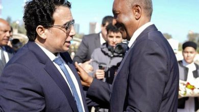 المنفي لدى لقائه البرهان.. لاجئو السودان في ليبيا سيعاملون معاملة الليبيين 5 المسار نيوز المنفي لدى لقائه البرهان.. لاجئو السودان في ليبيا سيعاملون معاملة الليبيين