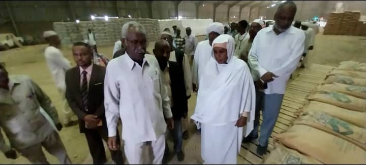 والي النيل الأبيض يدشن حقيبة رمضان بتكلفة ثلاثة مليارات جنيه 1 المسار نيوز والي النيل الأبيض يدشن حقيبة رمضان بتكلفة ثلاثة مليارات جنيه